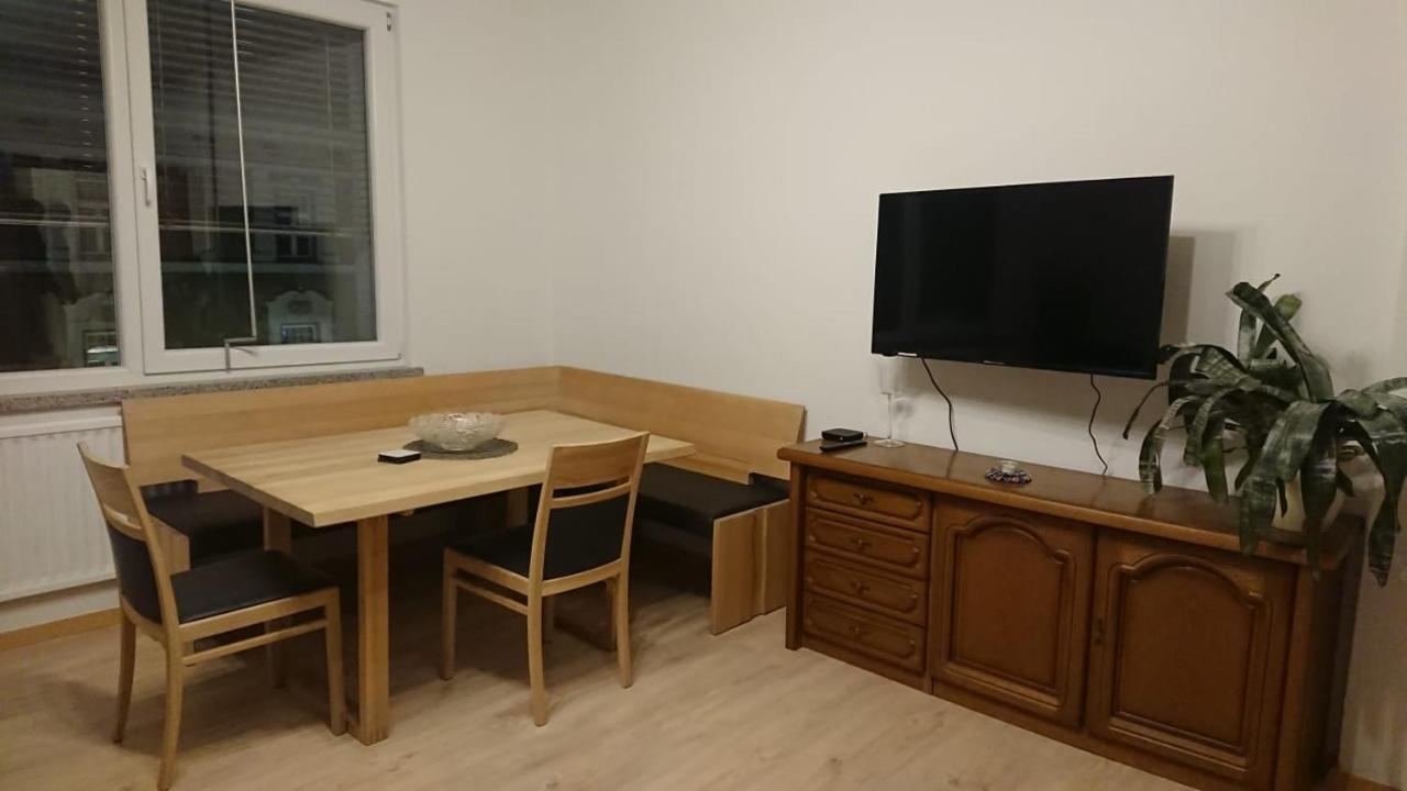 Apartment Neben Dem Schloss Porcia *