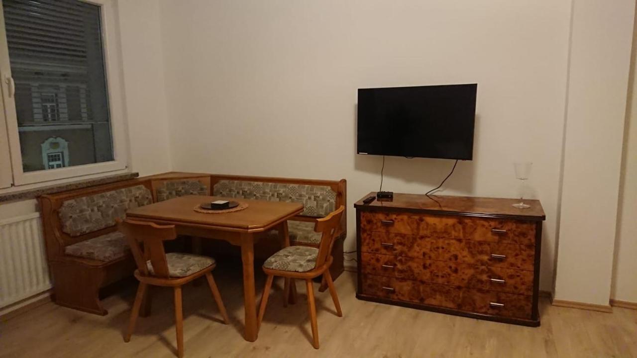 Apartment Neben Dem Schloss Porcia *